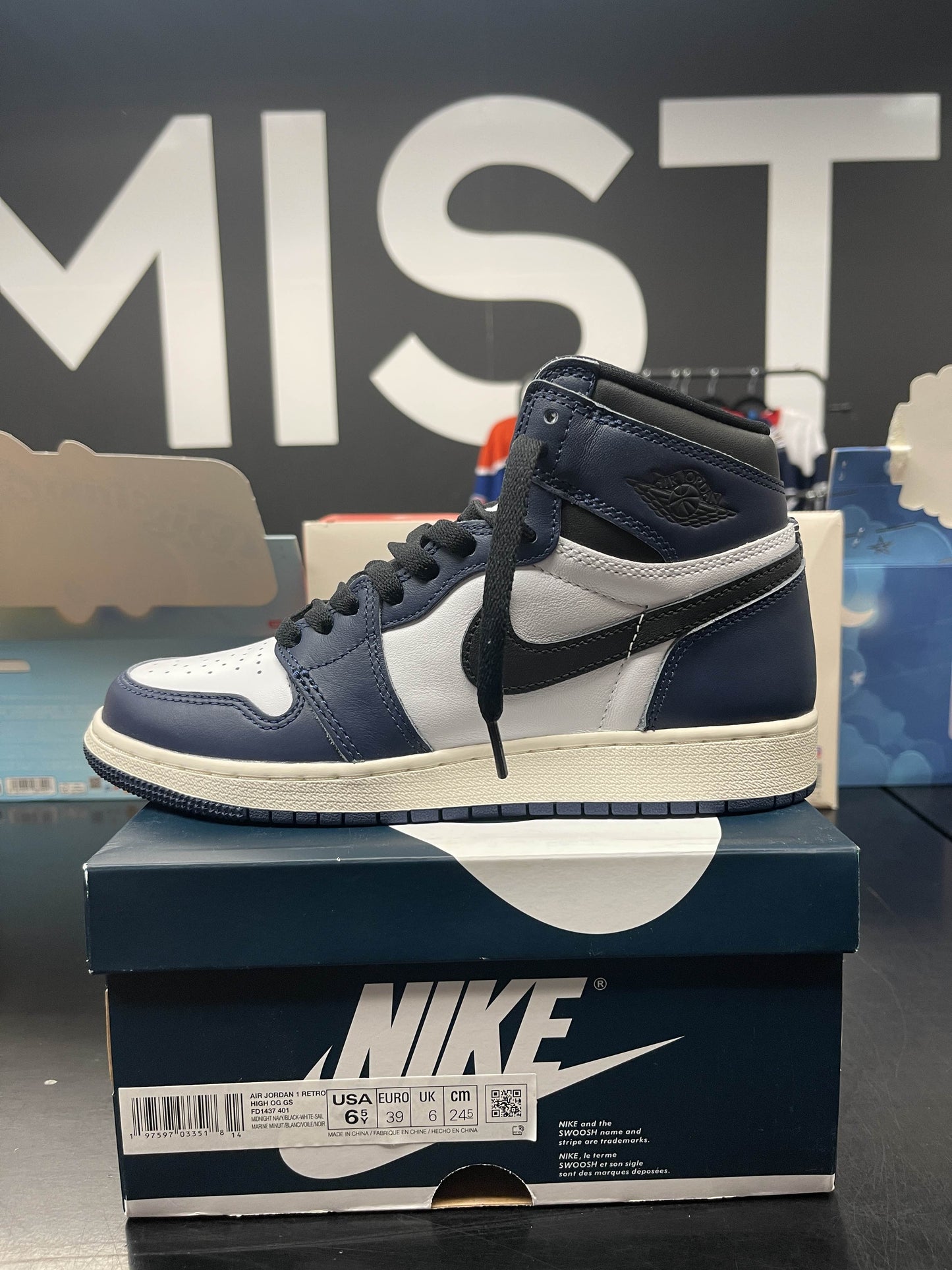 Jordan 1 Retro High OG Midnight Navy (GS) | Size 6.5Y