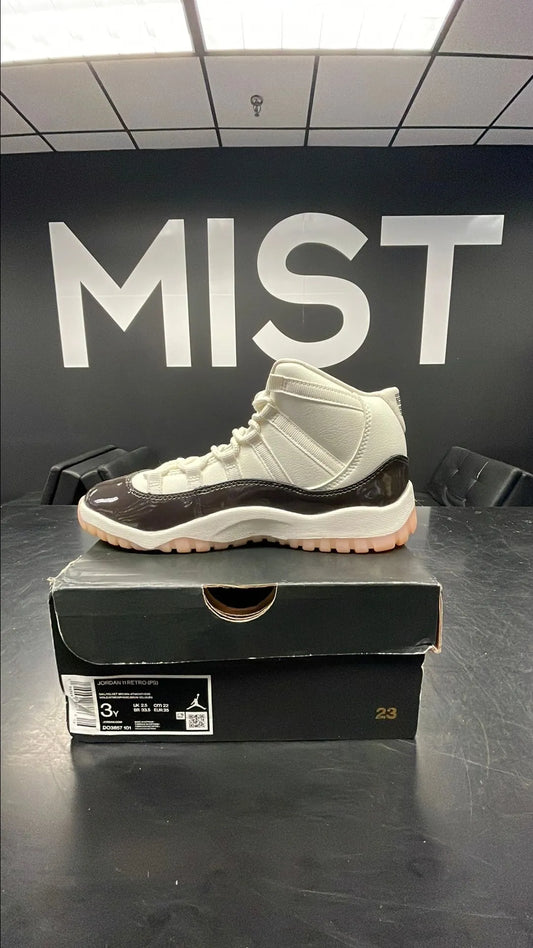 Jordan 11 - Neapolitan | Size 3Y