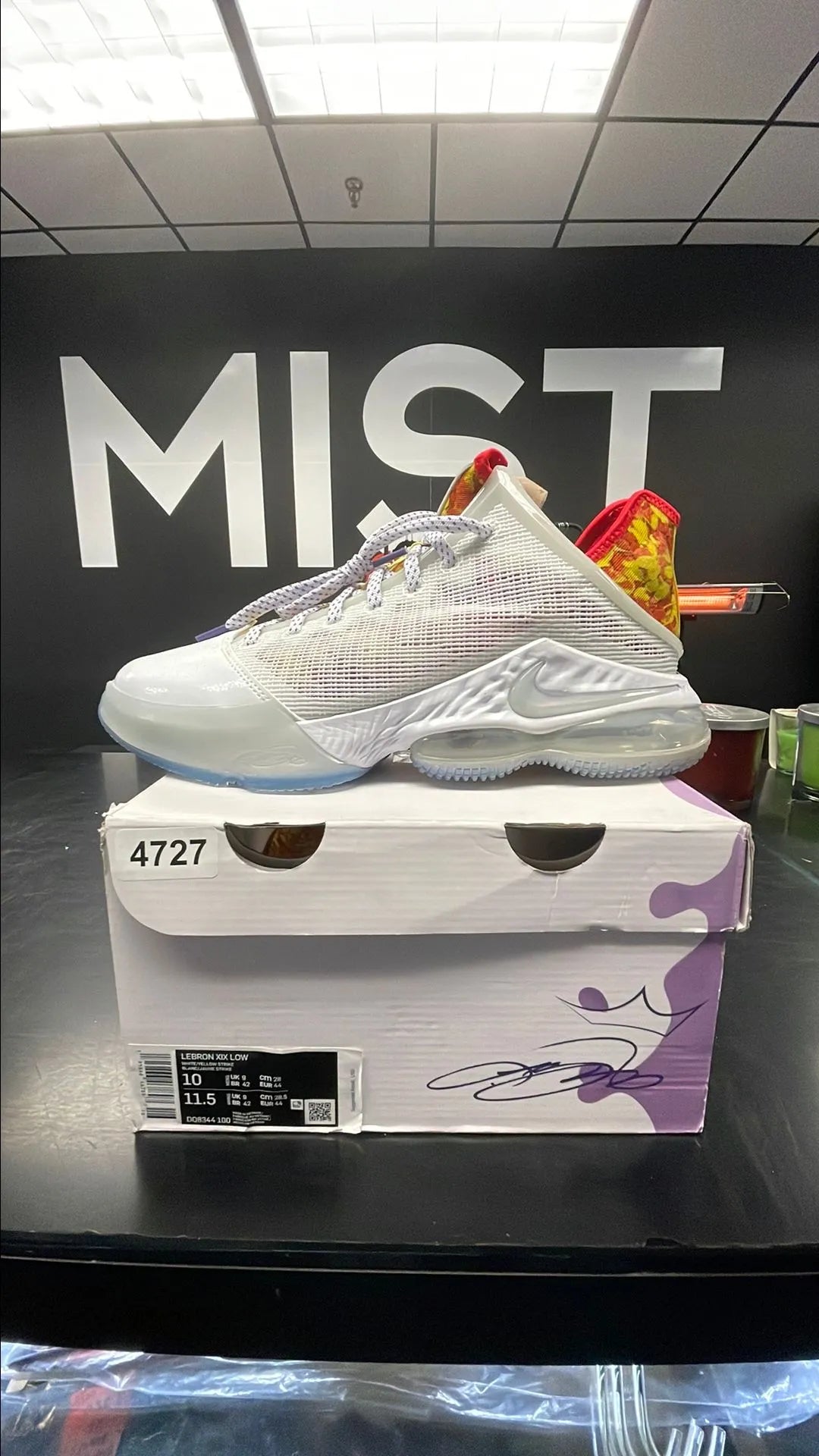 LeBron 19 Low - Magic Fruity Pebbles | Size 10M