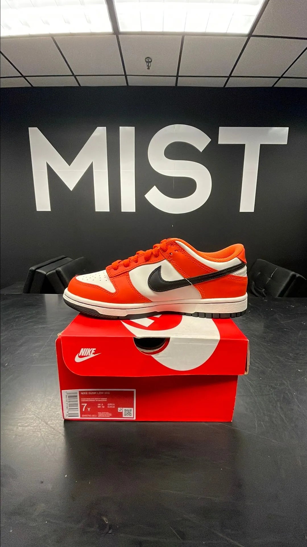 Nike Dunk Low - Halloween | Size 7Y
