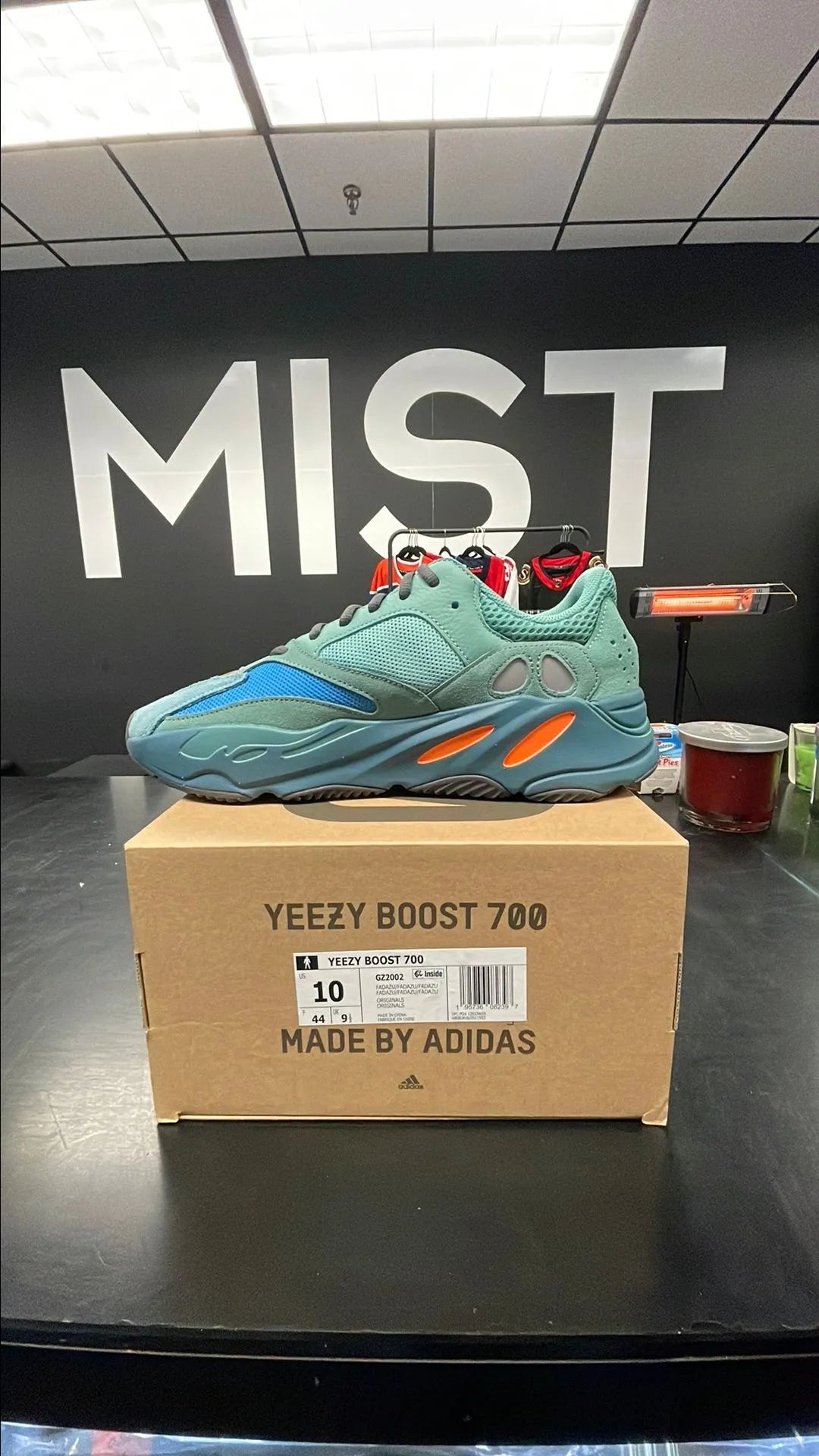 Adidas Yeezy 700 - Faded Azure | Size 10M
