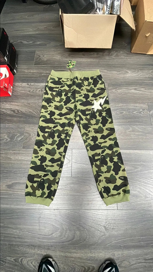 BAPE - First Camo Sweatpants | Size XL