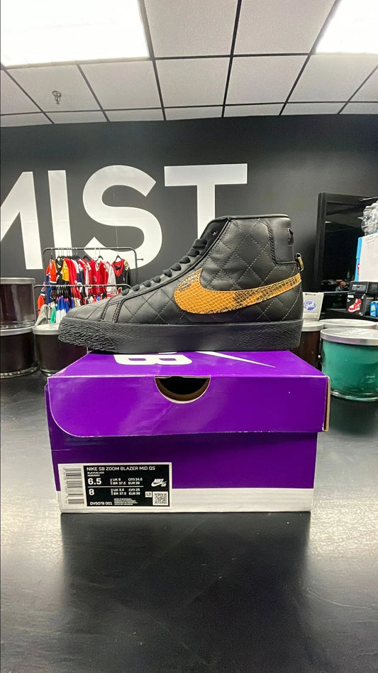 Nike SB Blazer Mid - Supreme Black | Size 6.5M
