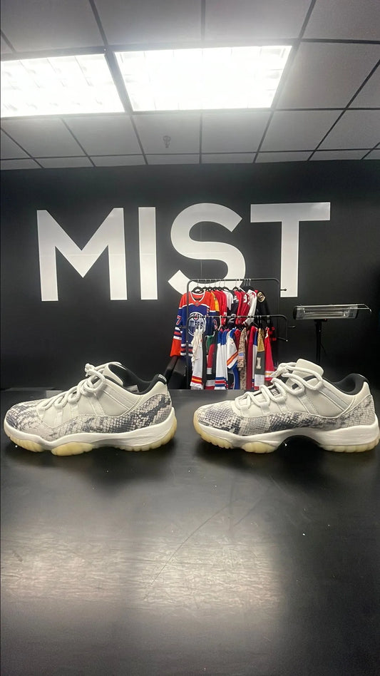 Jordan 11 Low - Snake Light Bone 9.5M